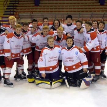 Hockey: la selezione under 15 dell'Alto Adige conquista il Memorial Agazzi