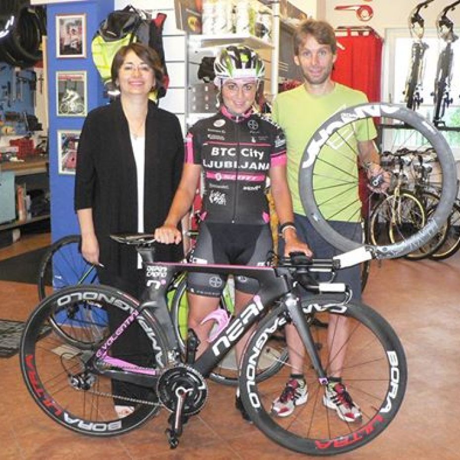 Ciclismo: nuova bici da crono a Elena Valentini
