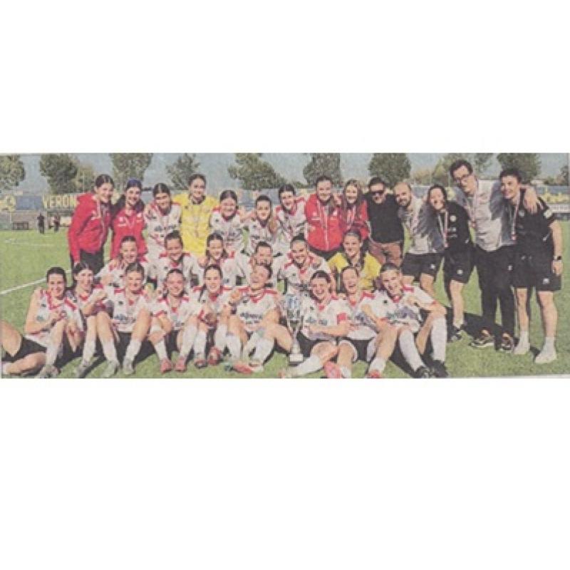 La nostra studentessa-atleta di 2A BOCCOLA SOFIA, portiere della formazione Sűdtirol Women Under 19, ha vinto con la sua squadra il Campionato Triveneto e giocherà le fasi nazionali!